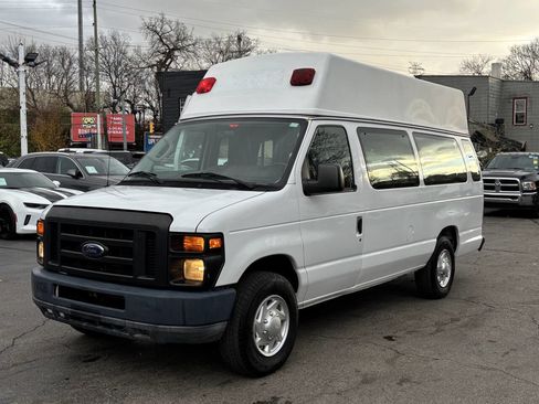 Used 2011 Ford E-250 and Econoline 250 Extended w/ PWR Group image 4