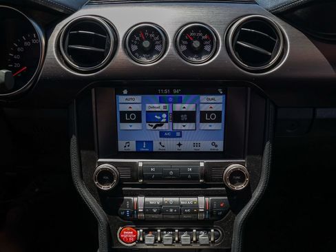 Used 2016 Ford Mustang Shelby GT350 w/ Technology Package RWD image 25