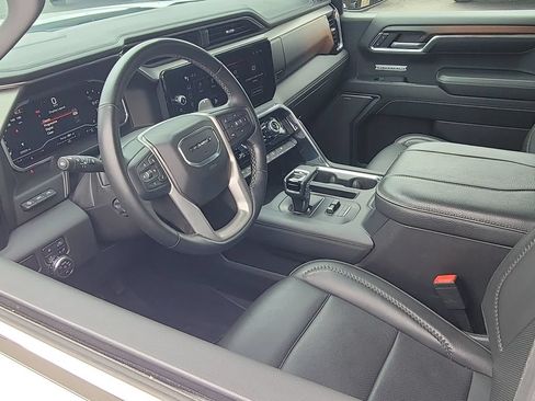 Used 2024 GMC Sierra 1500 Denali w/ Denali Reserve Package RWD image 10