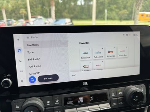 Used 2025 Toyota Grand Highlander AWD Hybrid image 12