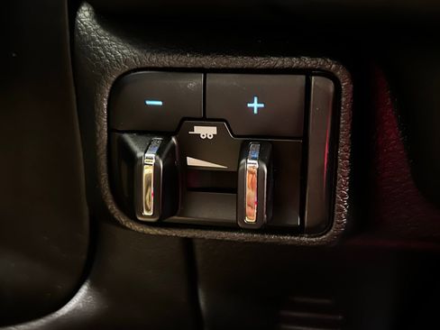 Used 2024 Dodge Durango GT image 24