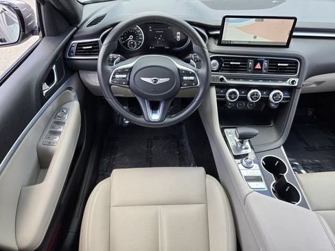 Used 2023 Genesis G70 2.0T RWD image 12