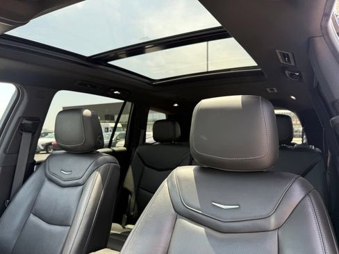 Used 2023 Cadillac XT6 Premium Luxury AWD/4WD image 23