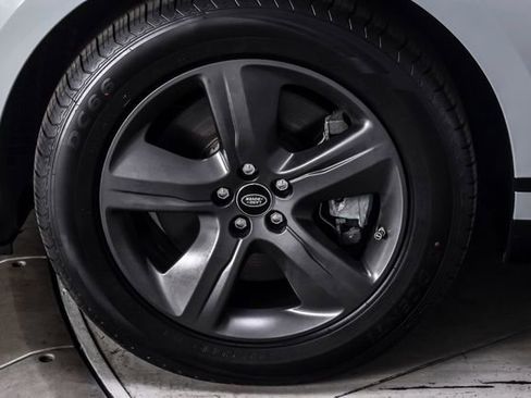 Used 2021 Land Rover Range Rover Velar R-Dynamic S AWD/4WD image 10