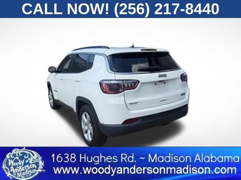 Used 2019 Jeep Compass Latitude w/ Popular Equipment Group FWD image 4
