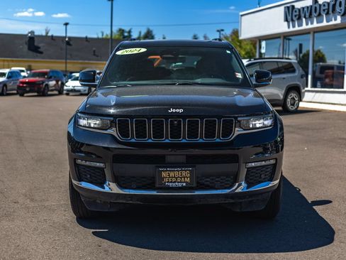 Used 2024 Jeep Grand Cherokee L Limited w/ Luxury Tech Group II AWD/4WD image 5