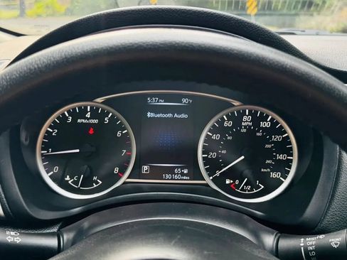 Used 2017 Nissan Sentra SV FWD image 14