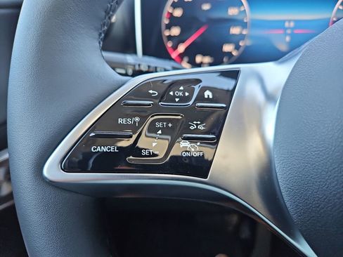 New 2026 Mercedes-Benz GLC 300 image 28