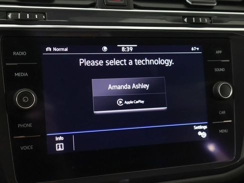 Used 2021 Volkswagen Tiguan SE AWD/4WD image 44