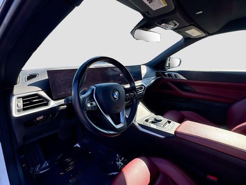 Used 2024 BMW 430i Convertible image 9