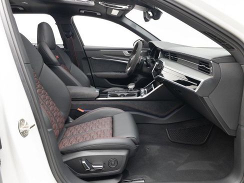 Used 2024 Audi RS 6 performance w/ Matte Carbon Package image 22