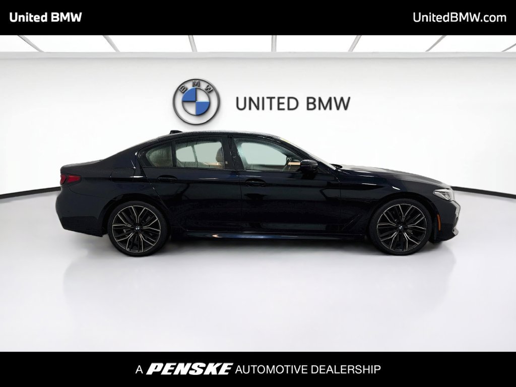 Used 2021 BMW 530i w/ M Sport Package RWD image 4