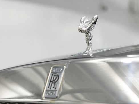 Used 2025 Rolls-Royce Ghost image 16