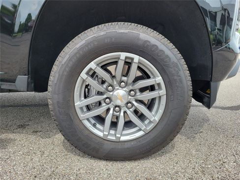 Used 2024 Chevrolet Colorado LT w/ LT Convenience Package III RWD image 5