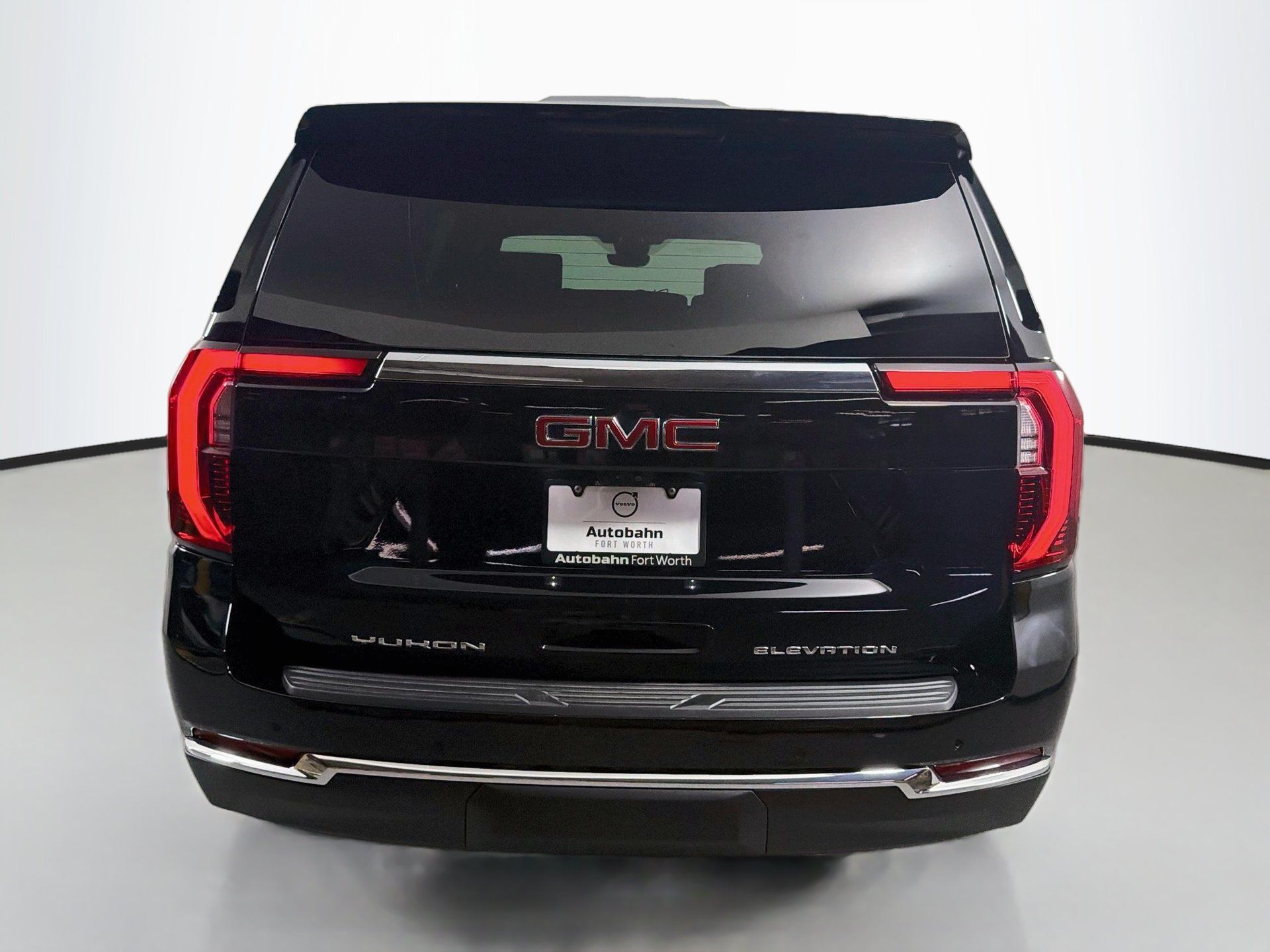 Used 2026 GMC Yukon XL Elevation w/ Elevation Premium Package AWD/4WD image 7