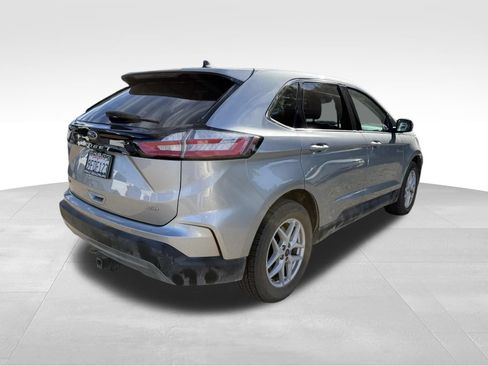 Used 2023 Ford Edge SEL AWD/4WD image 3