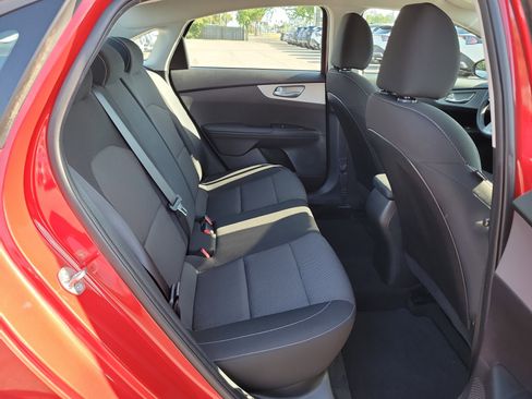 Certified 2023 Kia Forte LXS w/ LXS Technology Package FWD image 12