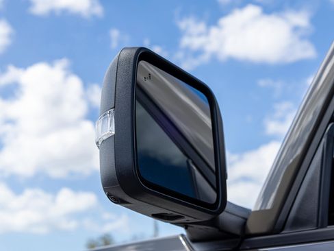 New 2025 Ford Bronco Badlands image 12