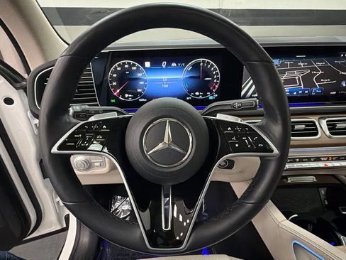 Certified 2025 Mercedes-Benz GLE 450e 4MATIC image 28