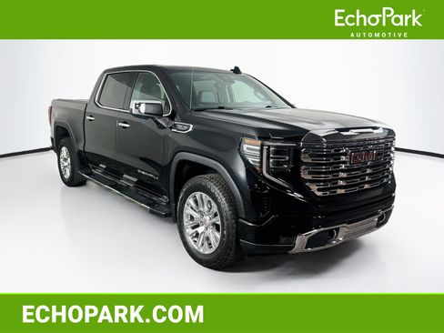 Used 2024 GMC Sierra 1500 Denali w/ Technology Package AWD/4WD image 1