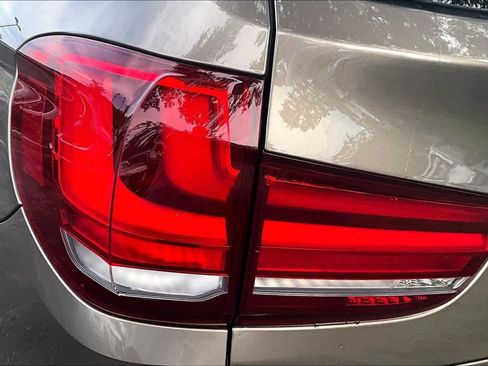 Used 2018 BMW X5 sDrive35i RWD image 29