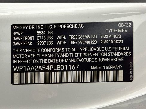 Certified 2023 Porsche Macan Turbo AWD/4WD image 12