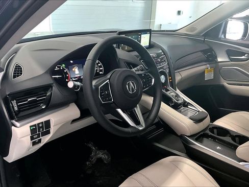 New 2026 Acura RDX SH-AWD w/ Technology Package image 2