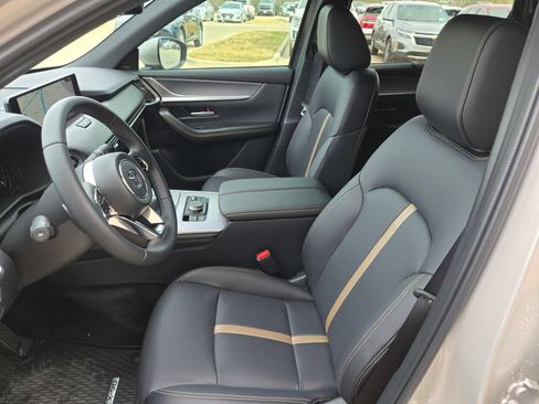 Certified 2026 MAZDA CX-90 3.3 Turbo w/ Premium Plus Pkg AWD/4WD image 19
