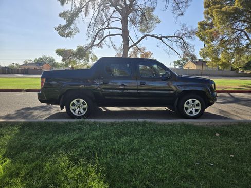Used 2008 Honda Ridgeline RTS image 2