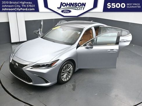 Used 2022 Lexus ES 350 Ultra Luxury w/ Accessory Package FWD image 36