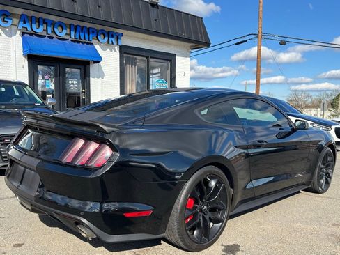 Used 2015 Ford Mustang GT Premium image 4
