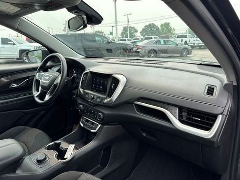Used 2024 GMC Terrain SLE w/ Elevation Edition FWD image 27