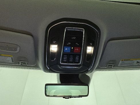 Used 2023 Jeep Grand Cherokee 4WD 4xe w/ Luxury Tech Group II image 31
