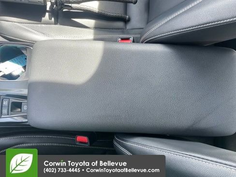 Used 2025 Toyota Camry SE image 16