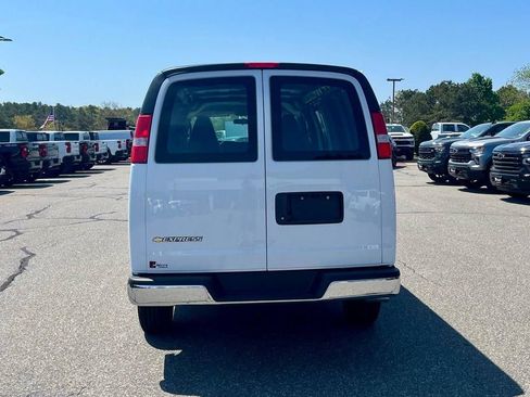New 2026 Chevrolet Express 2500 Extended w/ Driver Convenience Package RWD image 4