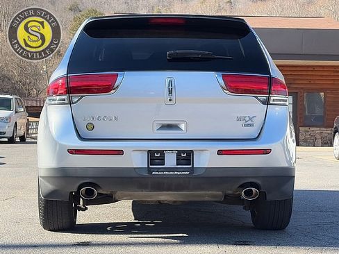 Used 2013 Lincoln MKX AWD image 5