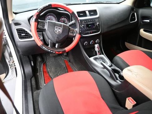 Used 2014 Dodge Avenger SE w/ Sport Appearance Group FWD image 9