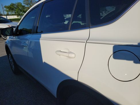 Used 2014 Toyota RAV4 LE image 21