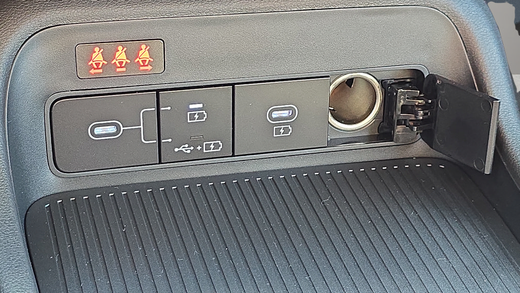 New 2027 Hyundai Kona SE AWD/4WD image 31