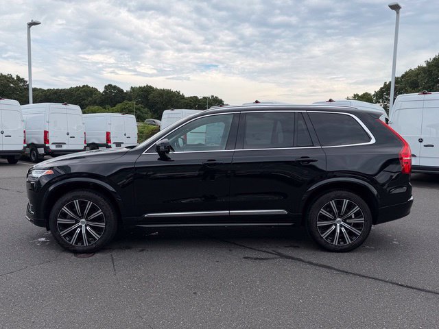 Used 2024 Volvo XC90 B5 Core w/ Climate Package AWD/4WD image 2