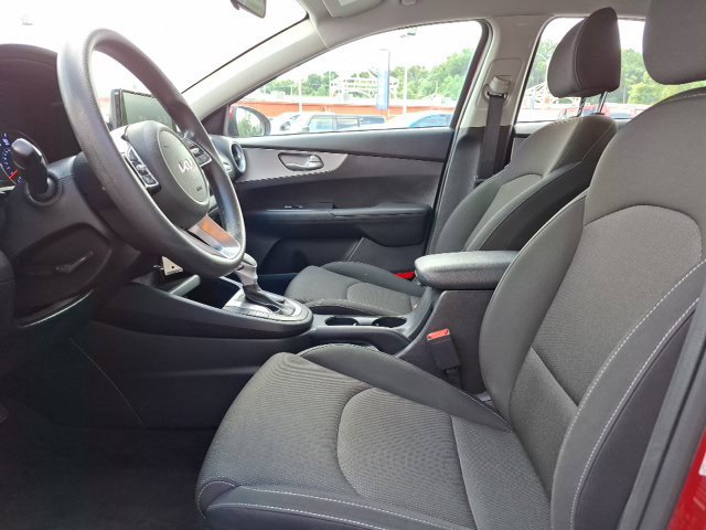 Used 2023 Kia Forte LXS FWD image 15