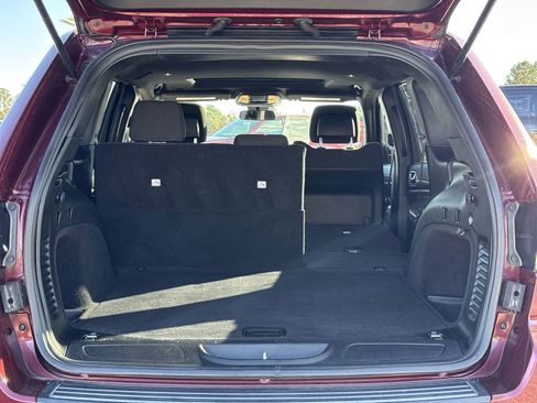 Used 2020 Jeep Grand Cherokee Laredo image 31