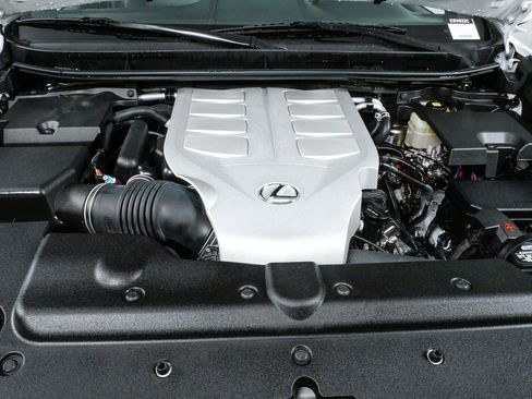 Used 2022 Lexus GX 460 Premium w/ Premium Package AWD/4WD image 37