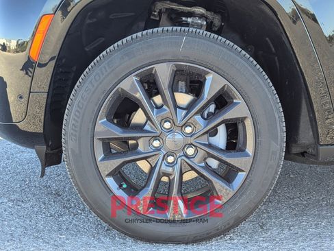 New 2026 Jeep Grand Cherokee Limited AWD/4WD image 31