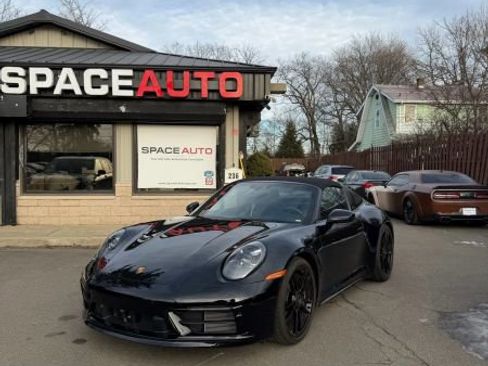 Used 2022 Porsche 911 Targa 4 GTS image 2