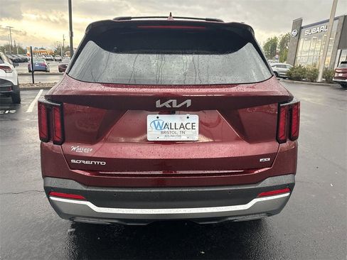 New 2025 Kia Sorento EX w/ Panoramic Sunroof Package image 5