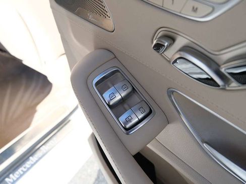 Used 2015 Mercedes-Benz S 550 Sedan image 30