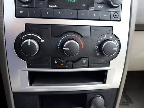 Used 2008 Chrysler 300 Touring RWD image 24