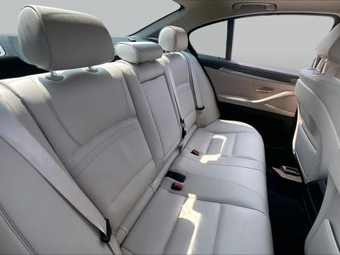 Used 2014 BMW 528i Sedan RWD image 18