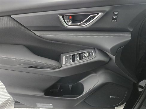 Used 2025 Subaru Ascent Limited image 14